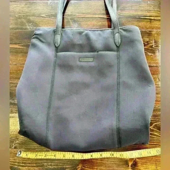 Coach Neoprene Black tote, EUC. Shoulder bag, limited edition! - Picture 6 of 7